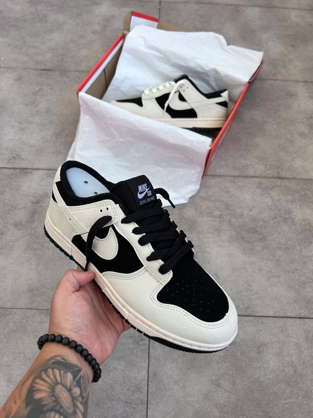 Nike Dunk Low - Reverse Panda