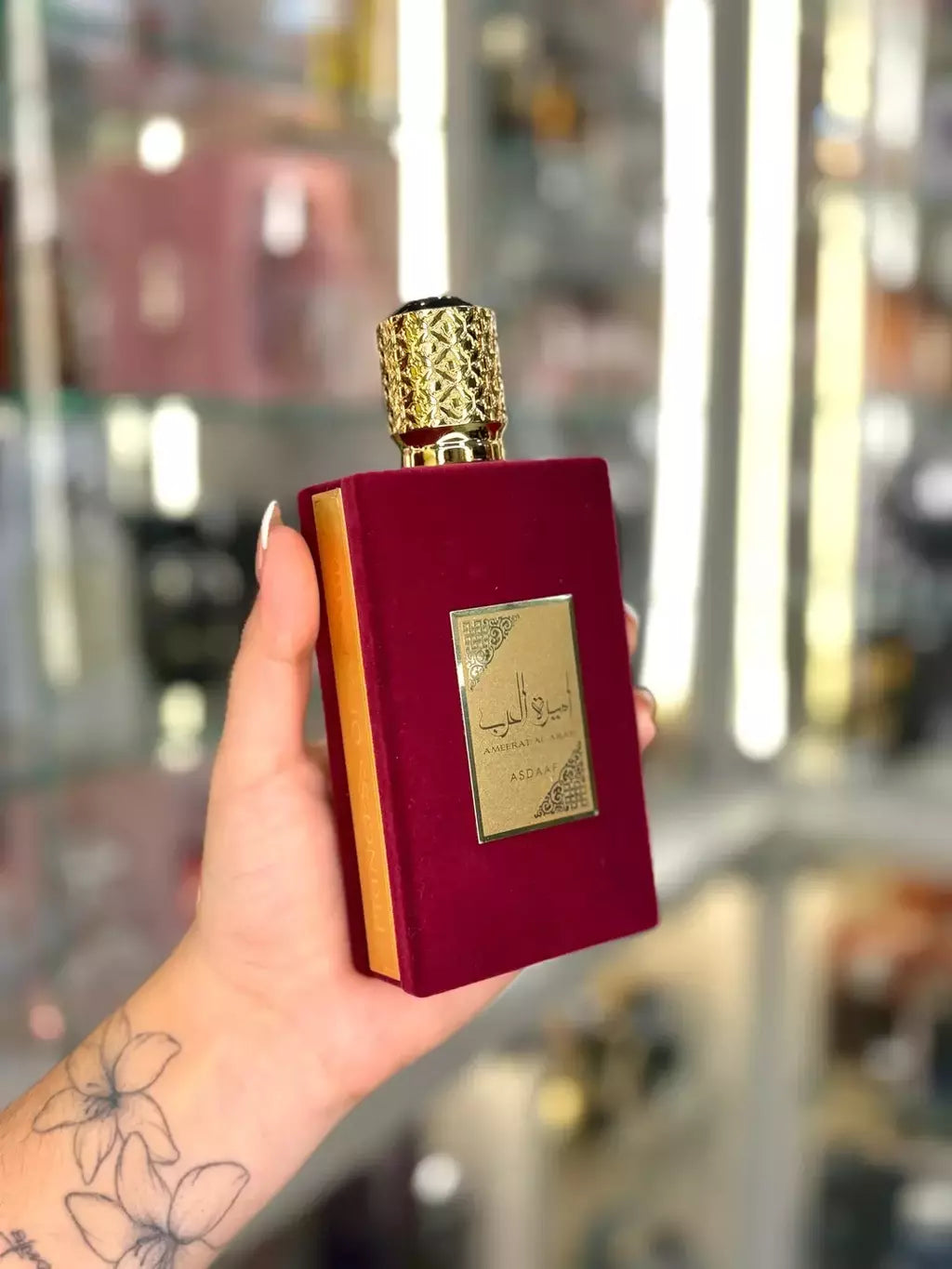 Perfume Lattafa Asdaaf Ameerat Al Arab Eau De Parfum - 100 ml