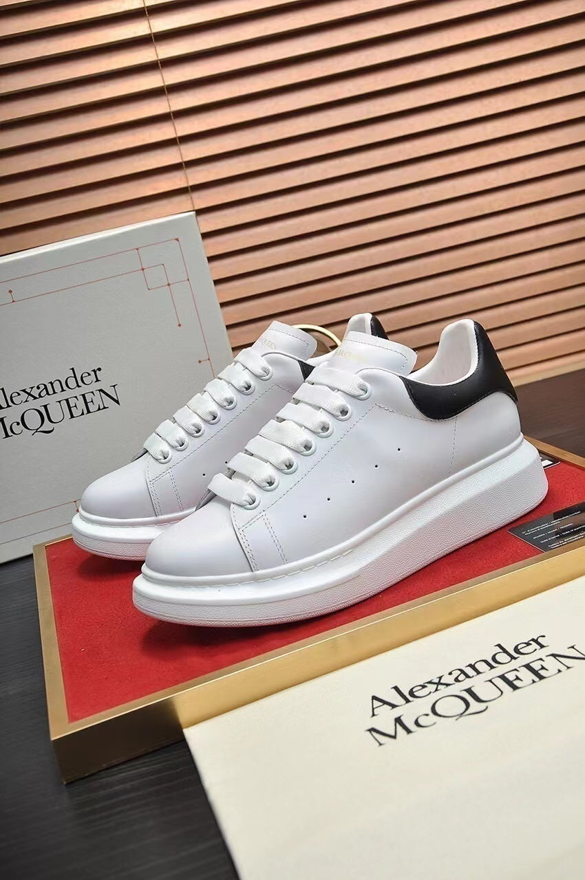Alexander McQueen - Super Premium