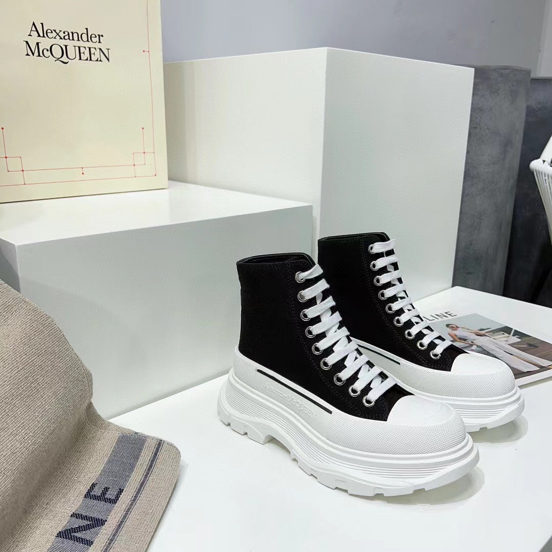 Alexander McQueen cano alto Tread slick - Super Premium