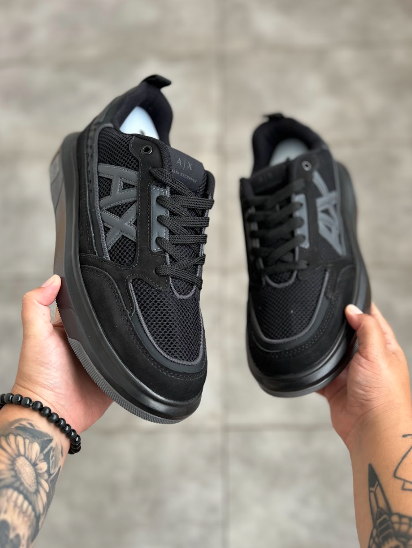 Armani Exchange - Preto