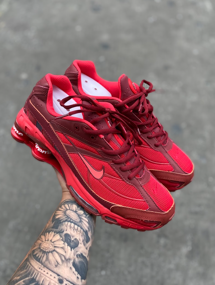 Nike Shox R2 Supreme - Vermelho