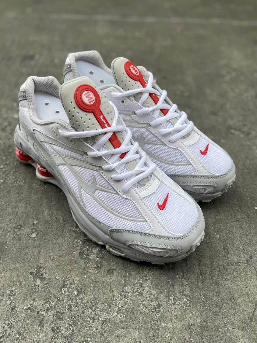 Nike Shox R2 Supreme - Branco