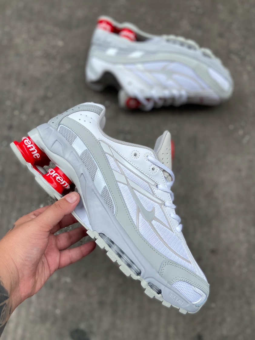 Nike Shox R2 Supreme - Branco
