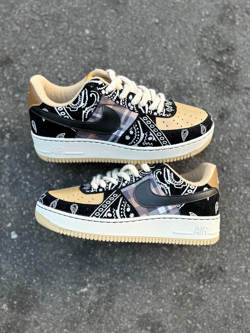 Nike Air Force 1 - Travis Scott
