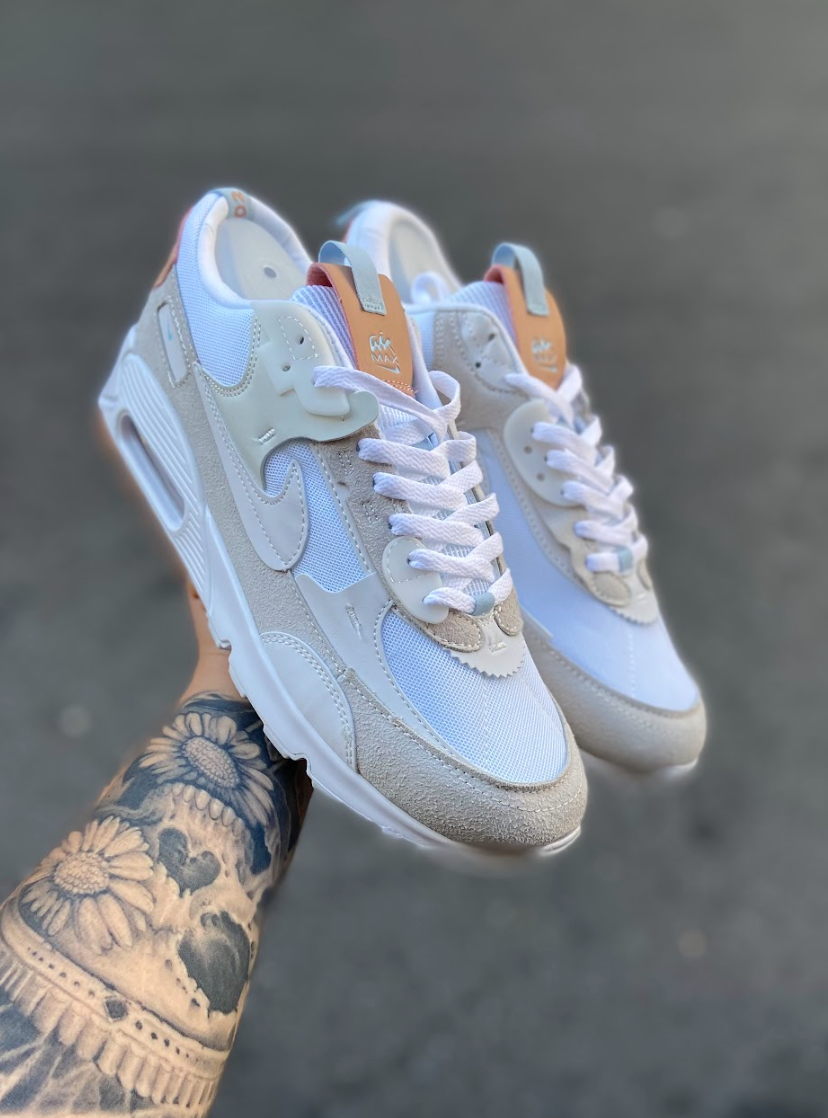 Nike Air Max 90 - Bege com Branco