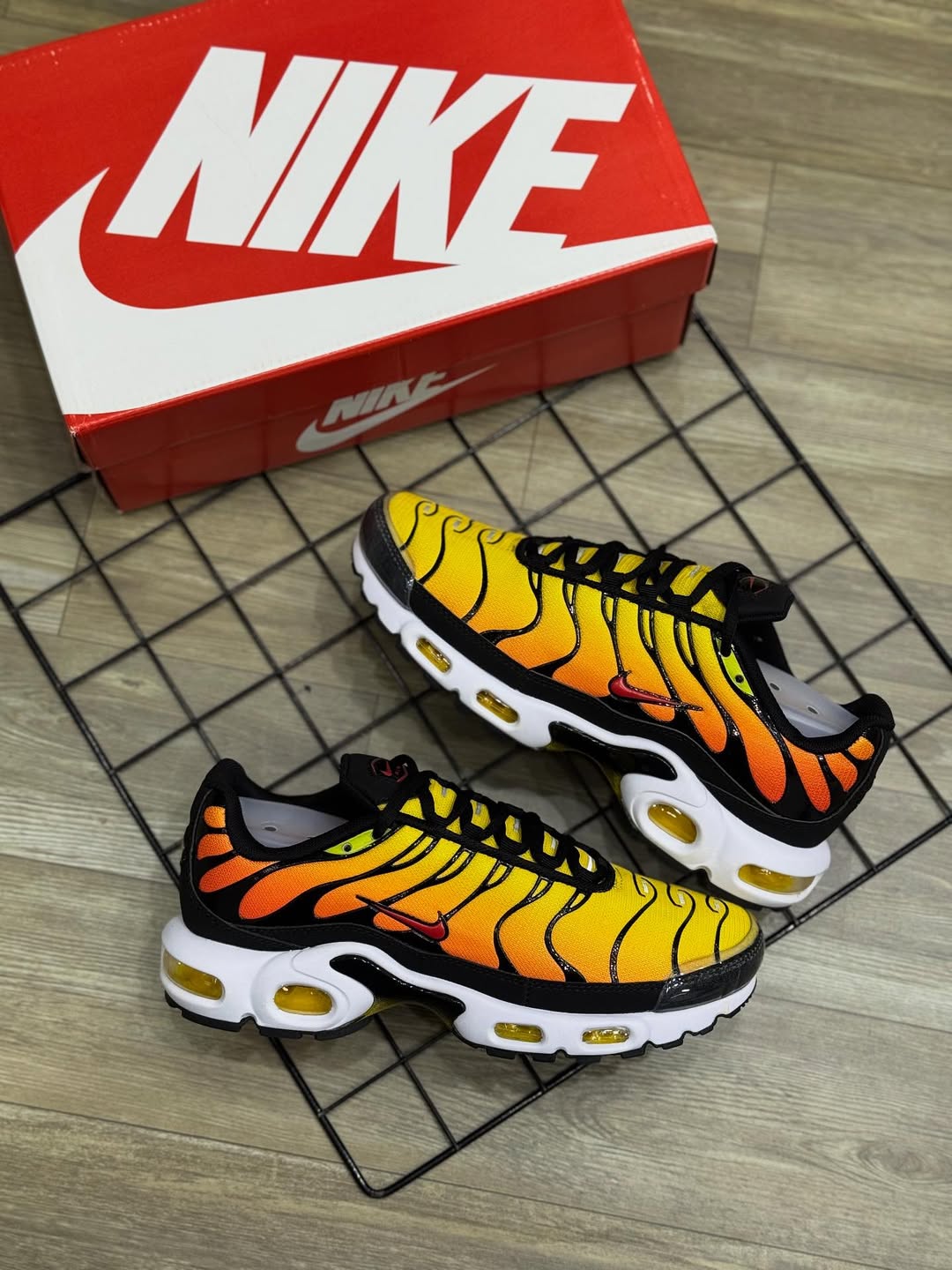 Nike Air Max TN Plus - Sunset