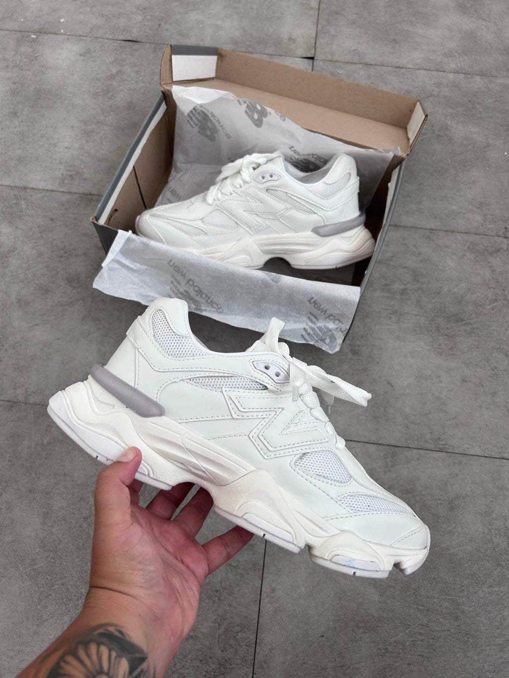 New Balance 9060 - Full Branco