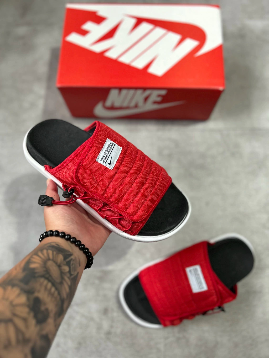 Chinelo Nike Asuna - Vermelho