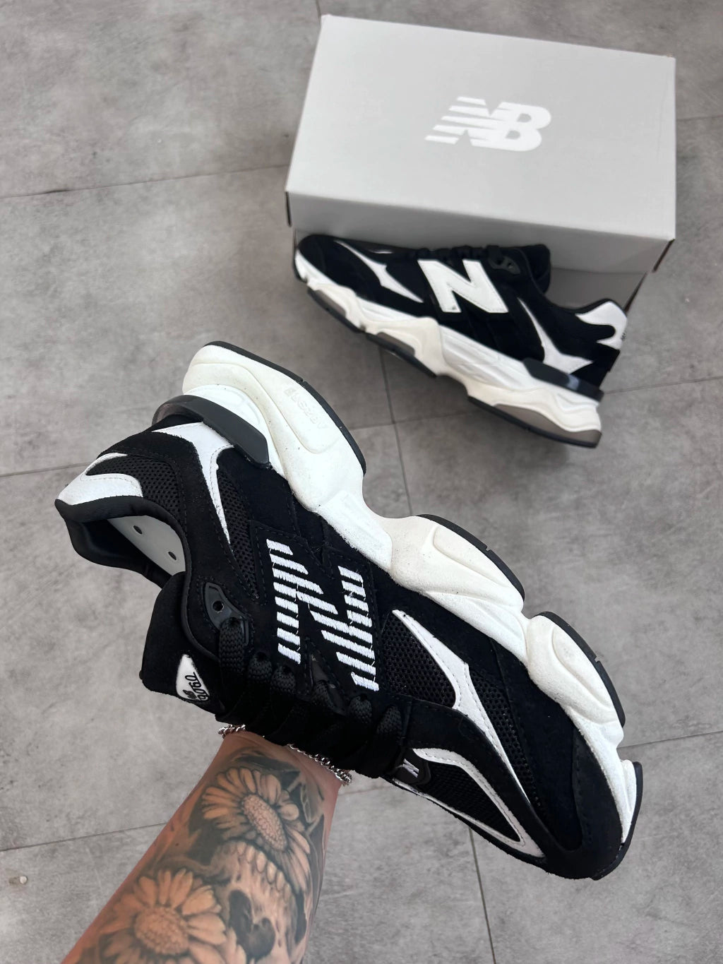 New Balance 9060 - Preto