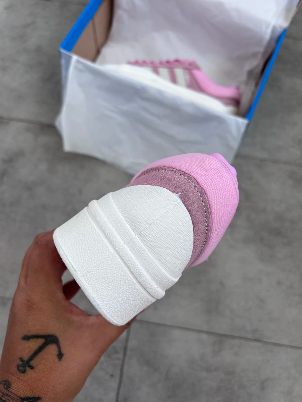 Adidas Bad Bunny x Campus - Rosa