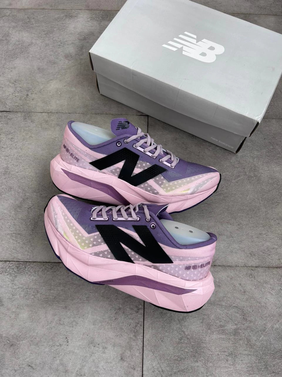 New Balance Fuelcell Rebel V4