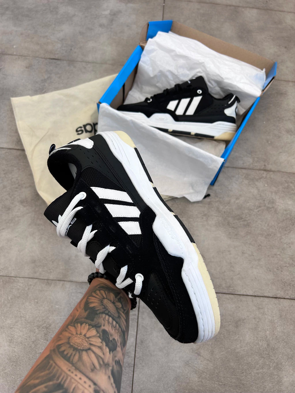 Adidas ADI2000 - Black