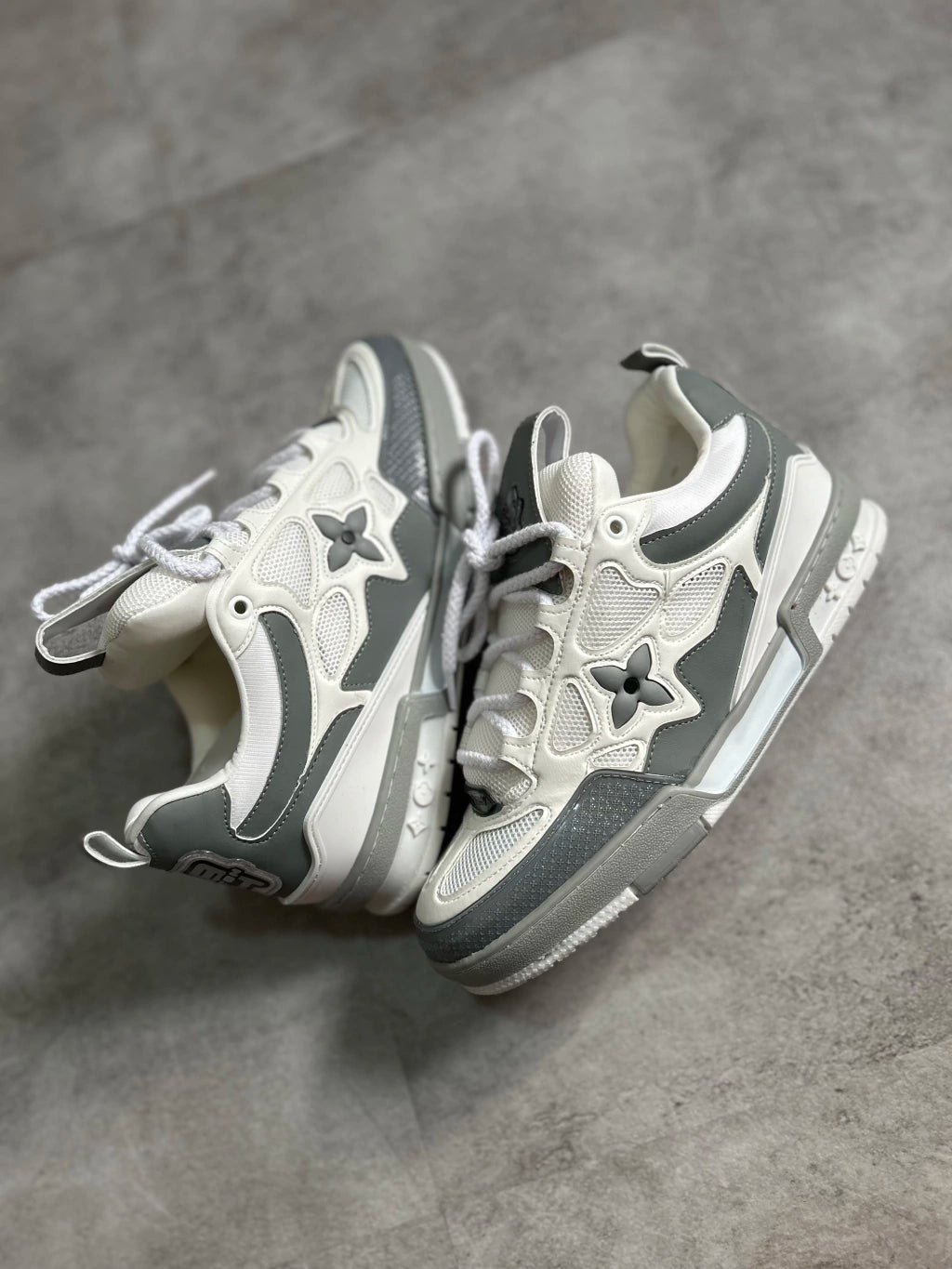 Louis Vuitton Skate - Cinza