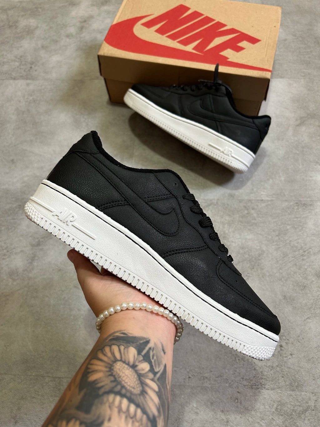 Nike Air Force 1 - Craft Black
