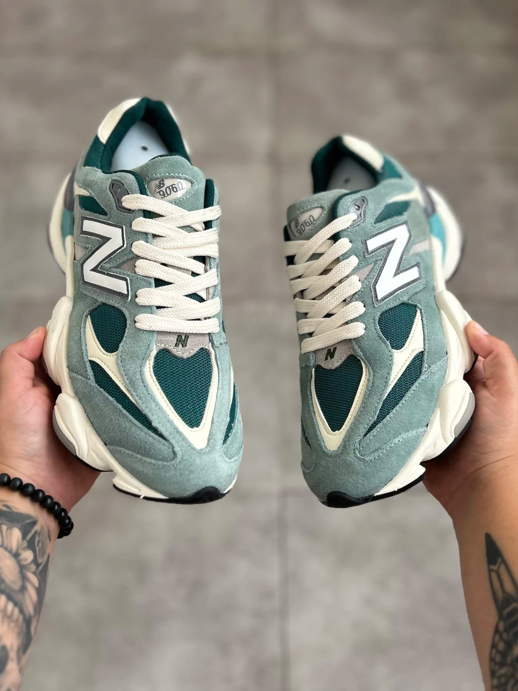 New Balance 9060 - Verde Escuro