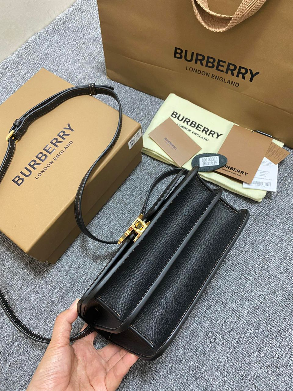 burberry bag top black