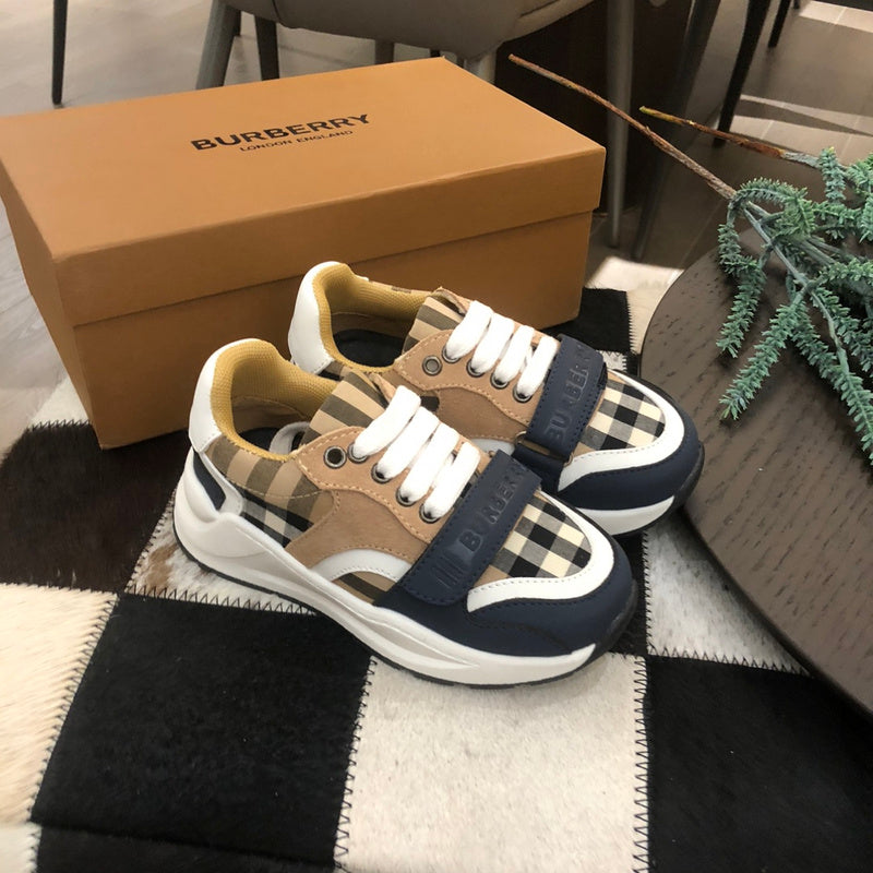 Burberry Vintage Infantil