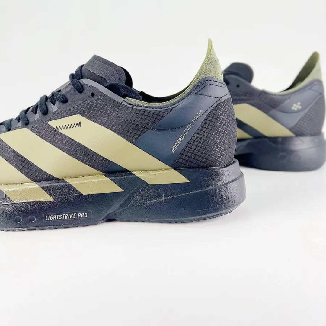 Adidas Adizero Adios Pro 4 Preto/Verde Oliva