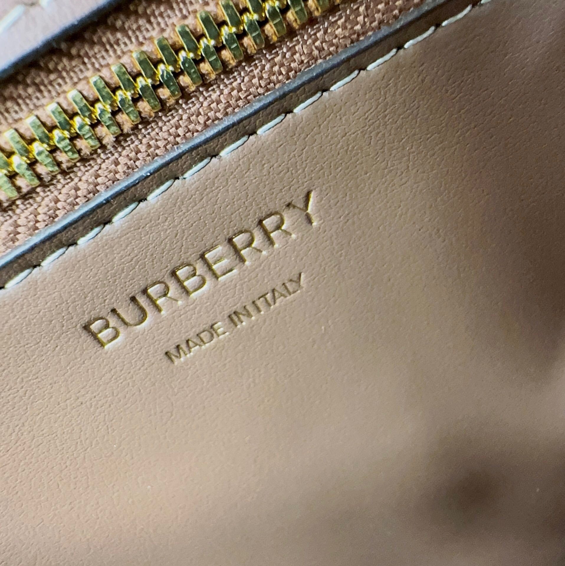 Burberry TB Bag