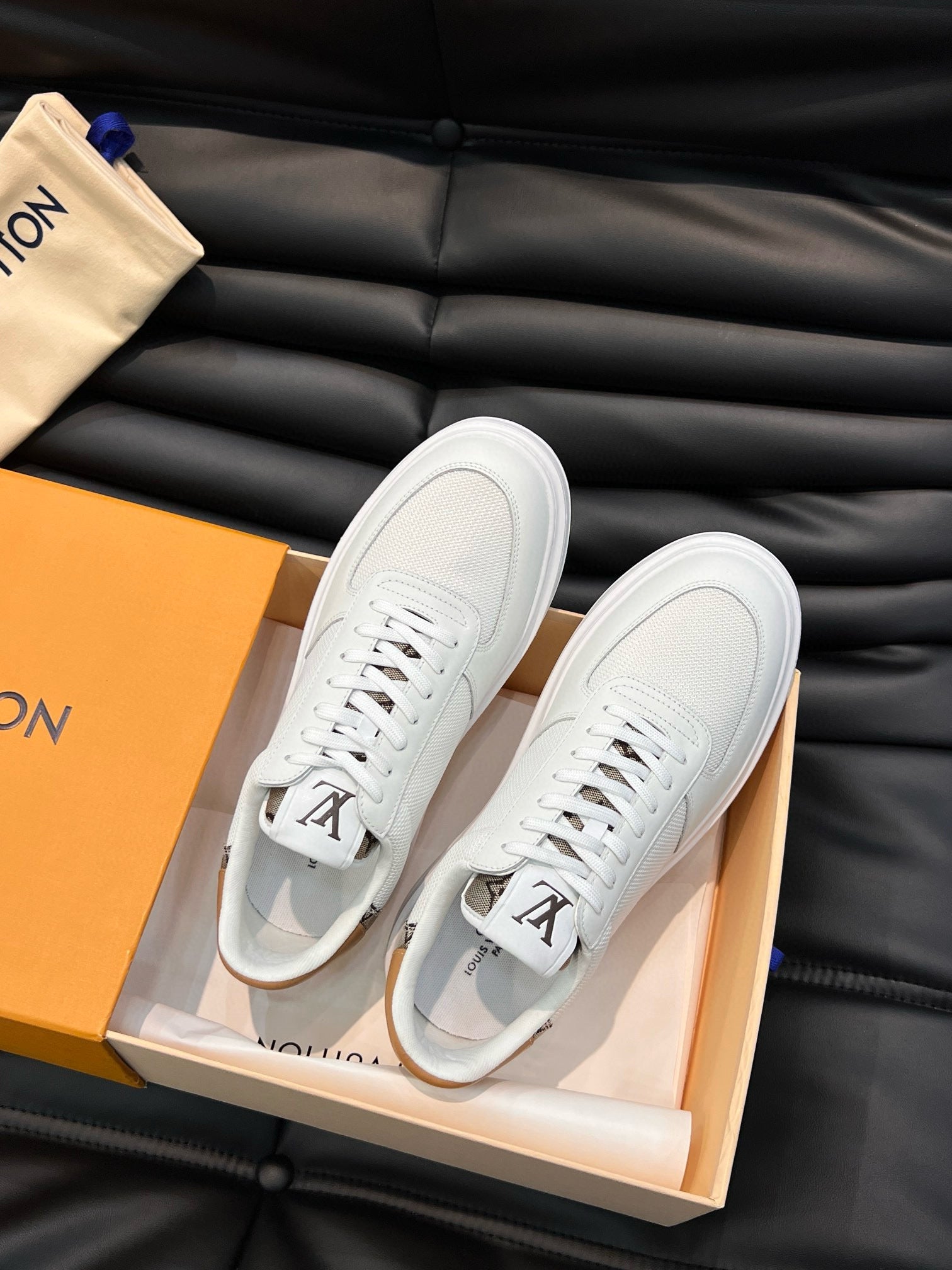 Beverly Hills LV White (Pronta entrega)