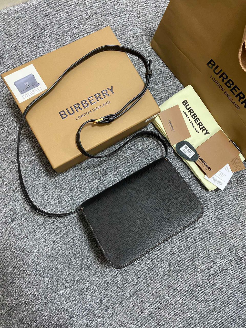 burberry bag top black