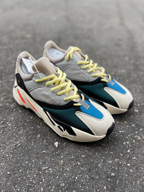 Adidas Yeezy 700 V2 - Wave Runner