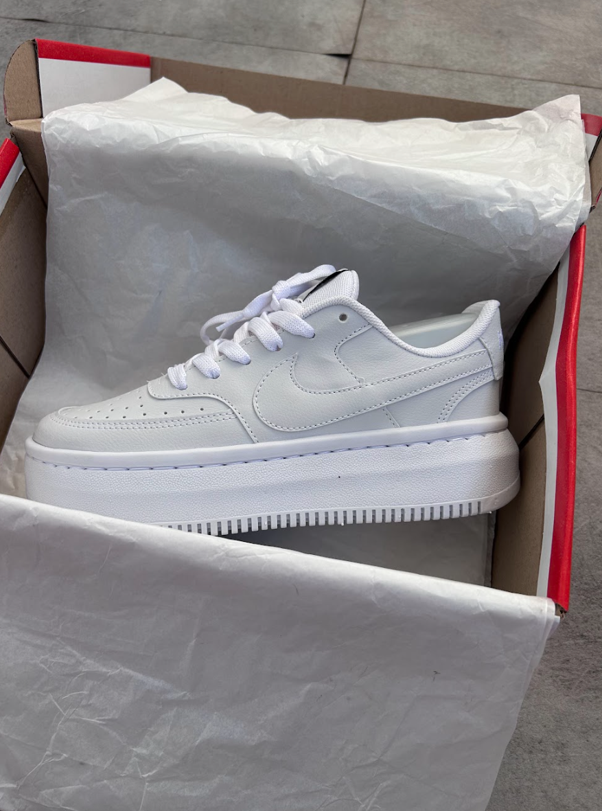 Nike Court Vision - Creme