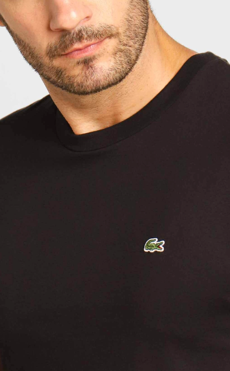 Camiseta Lacoste Básica Regular Fit Pima - Sale Preto