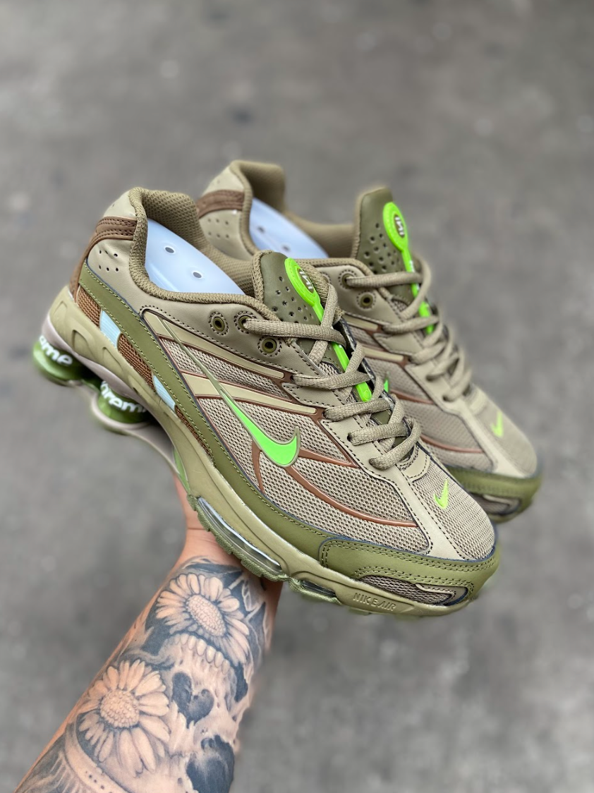 Nike Shox R2 Supreme - Verde e Bege