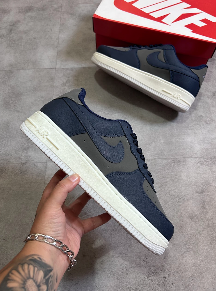 Nike Air Force 1 - Azul e Cinza