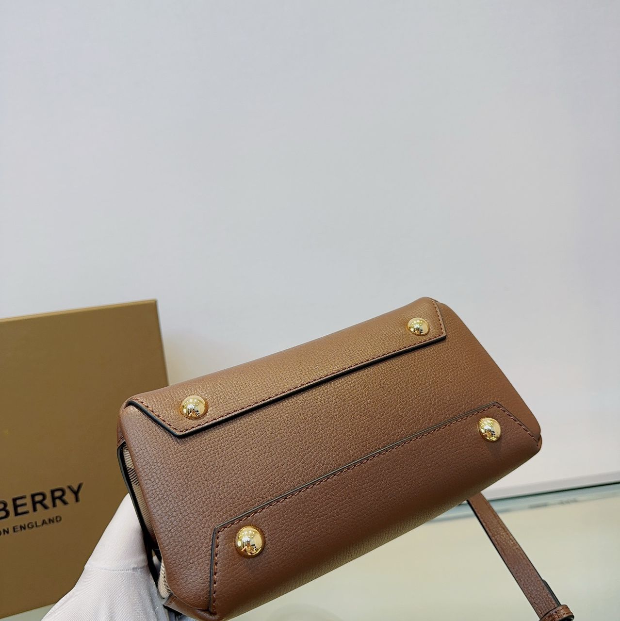 Burberry Banner Caramel
