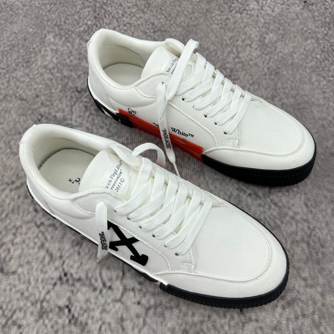 Off-White Vulcanized White Low Top Sneakers Canvas