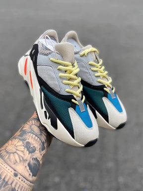 Adidas Yeezy 700 V2 - Wave Runner