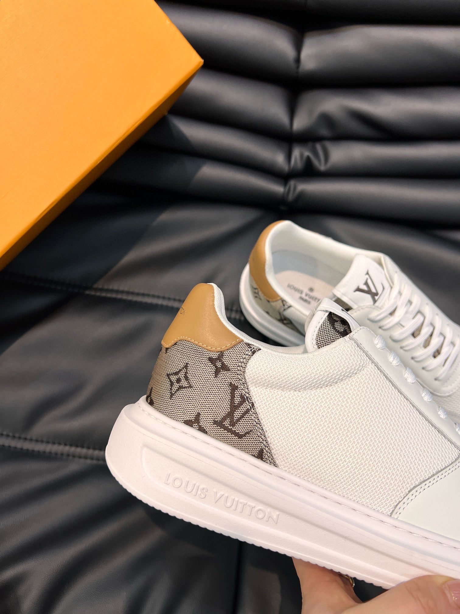 Beverly Hills LV White (Pronta entrega)