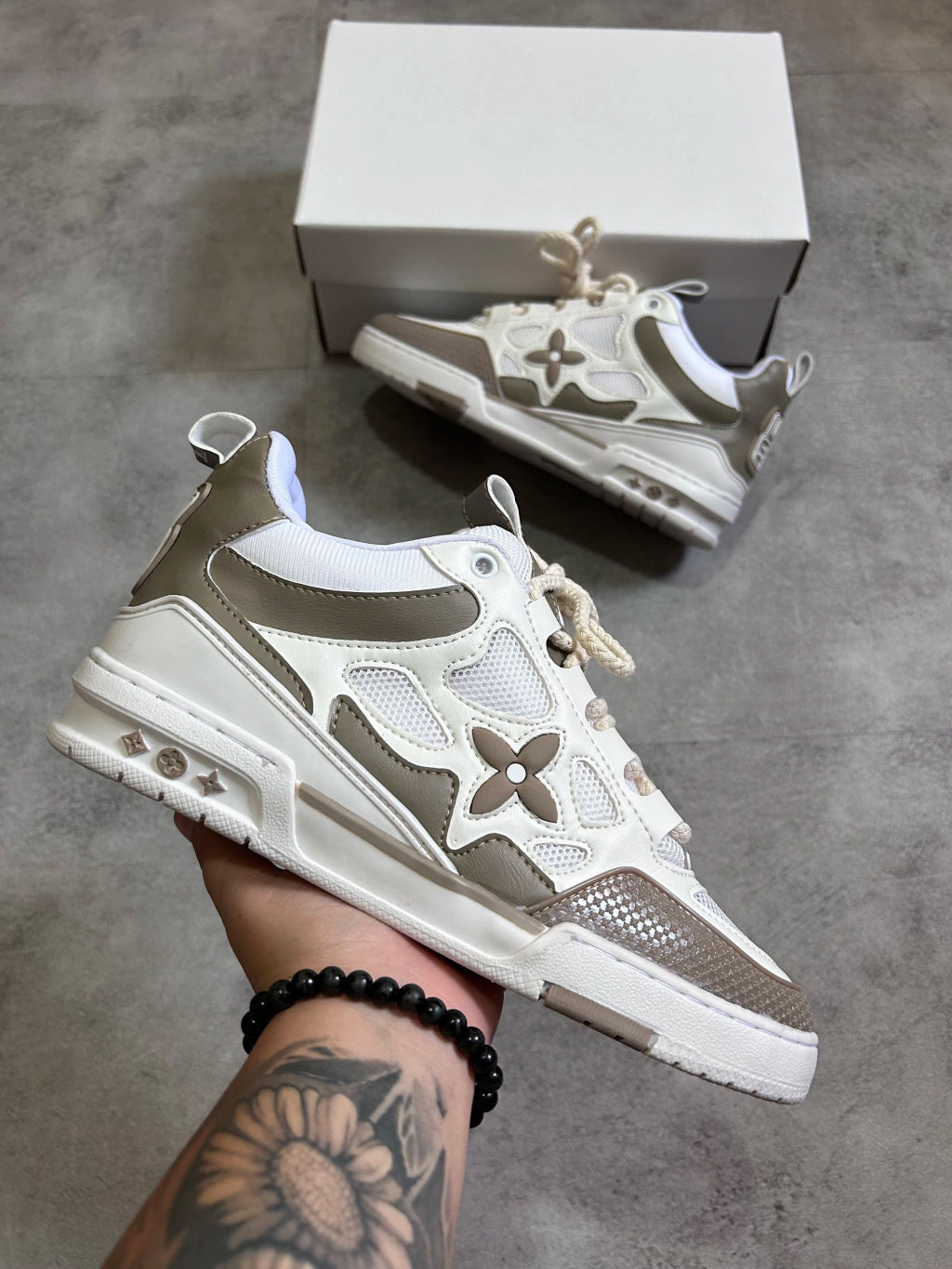 Louis Vuitton Skate - Bege e Marrom