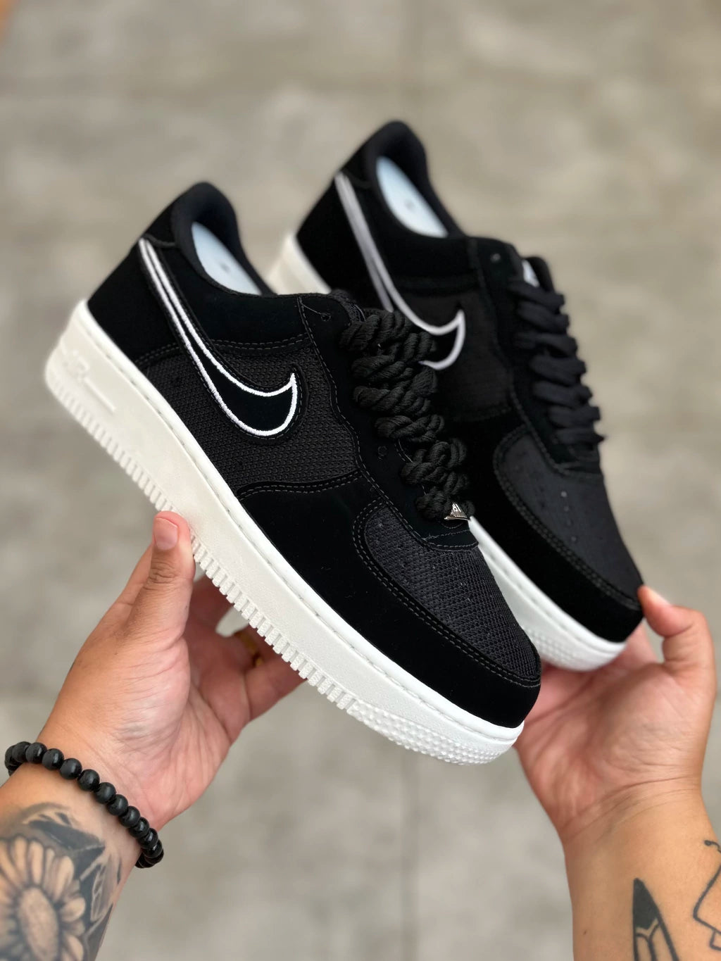 Nike Air Force - Black Tecido