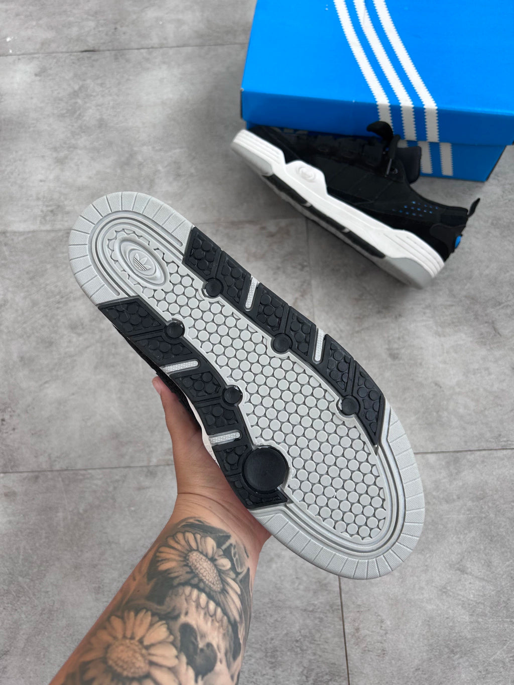 Adidas ADI2000 - Black and White