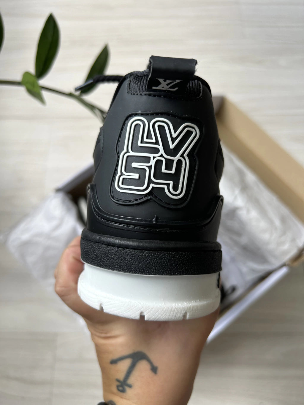 Louis Vuitton Skate - Black and White