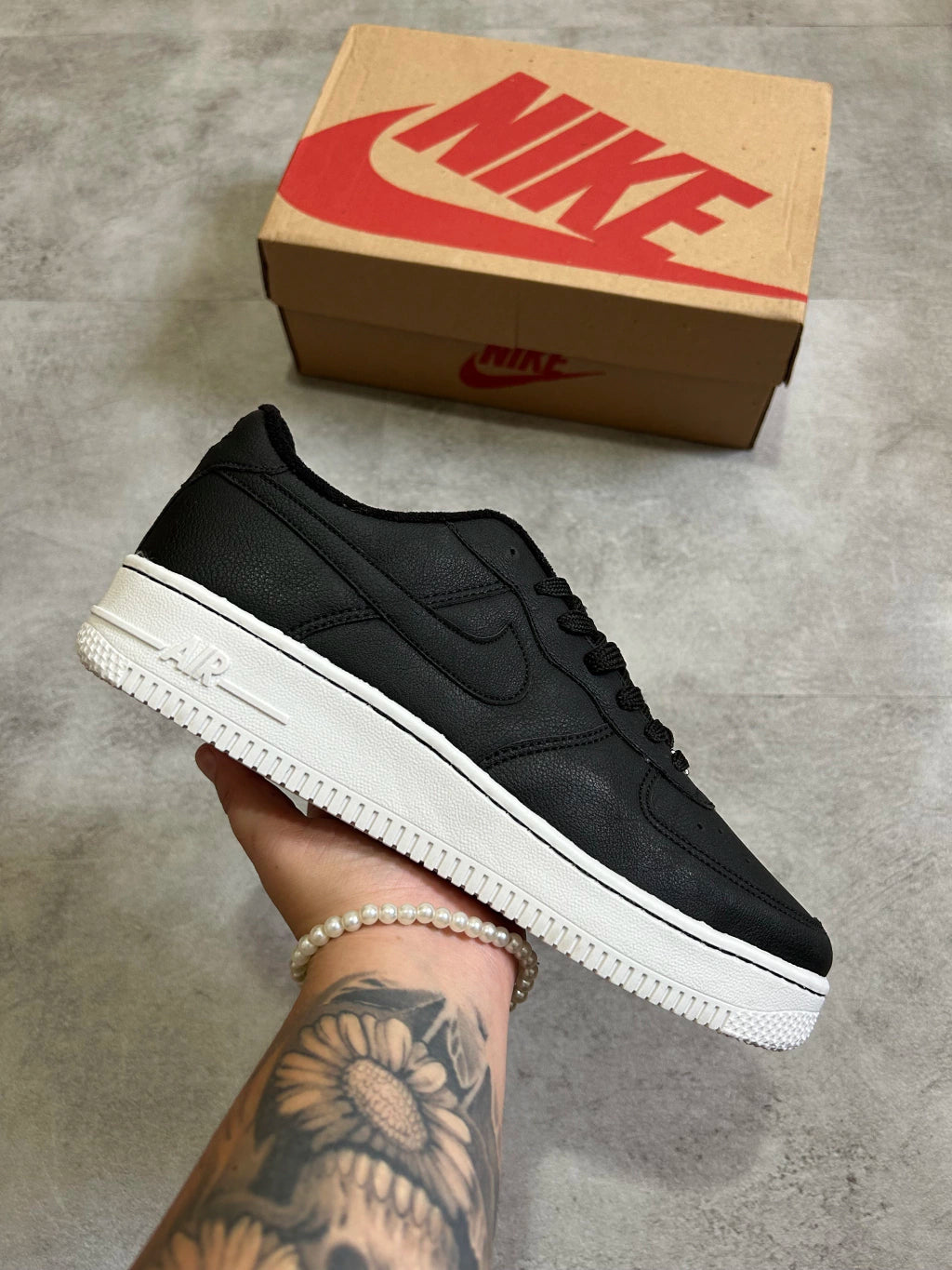 Nike Air Force 1 - Craft Black